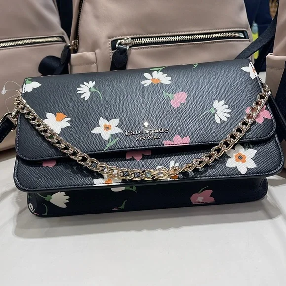 Kate Spade Madison Floral Waltz Flap Convertible Crossbody
Black Multi
NWT - Picture 5 of 16